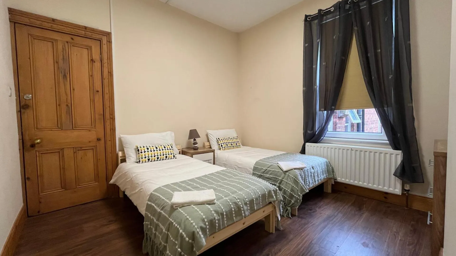 Gr8 Hostel At The Mount Belfast Birleşik Krallık